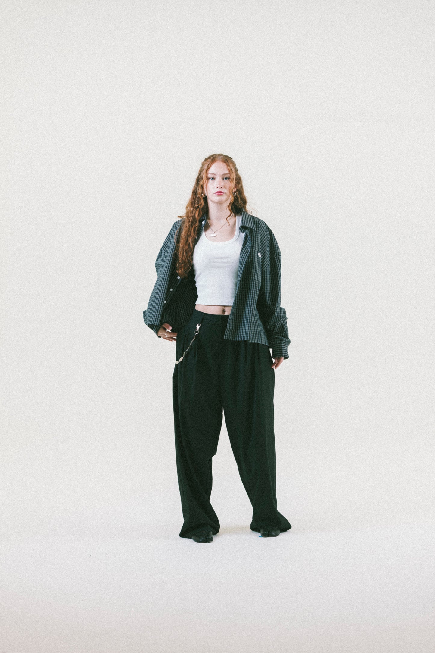 WEIGHTLESS PLEATED TROUSER [WIDE-LEG]