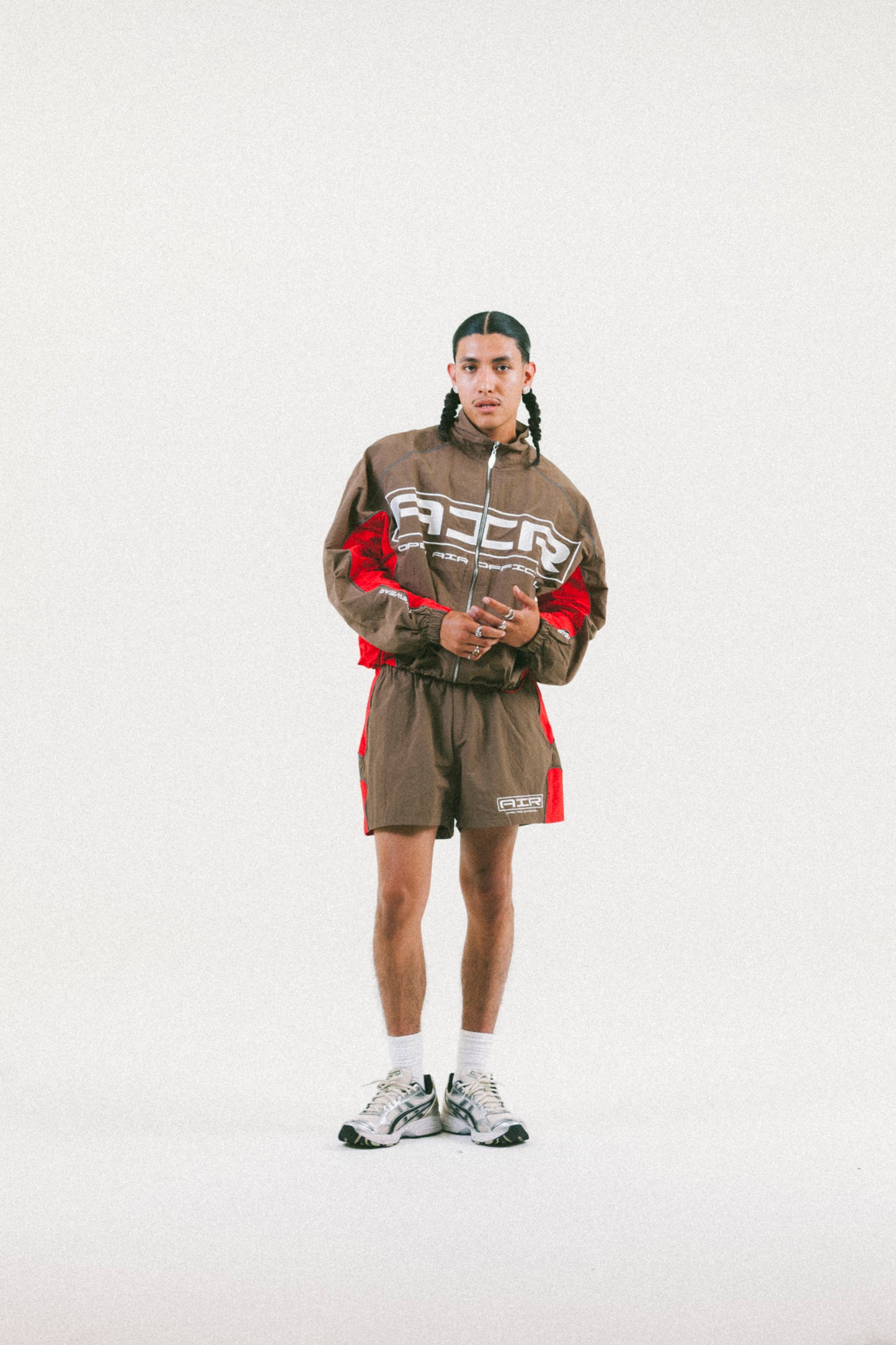 AIR SHELL SHORT [MID-THIGH]