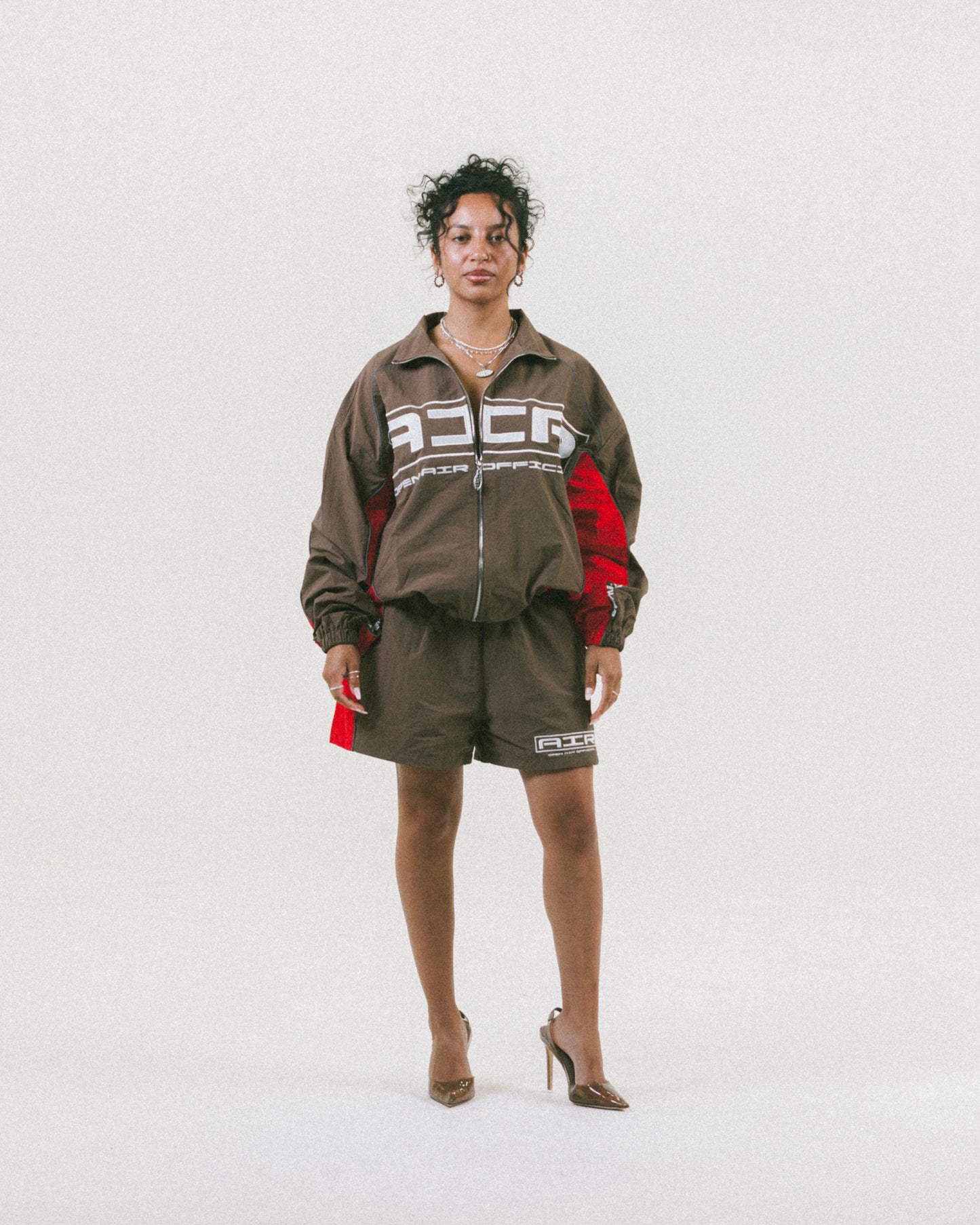 AIR SHELL SHORT [MID-THIGH]