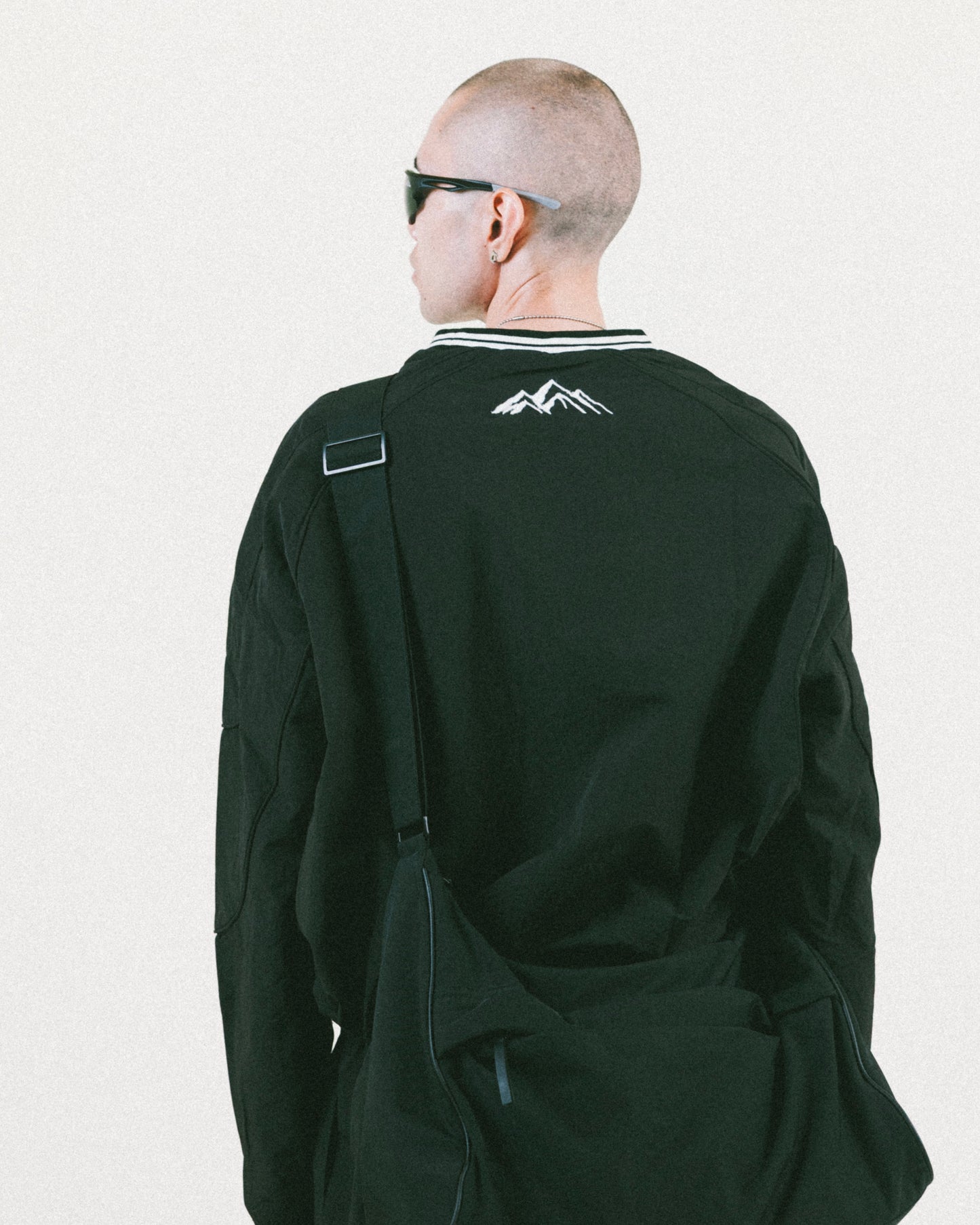 PRACTICE SHELL PULL-OVER [CINCHED]