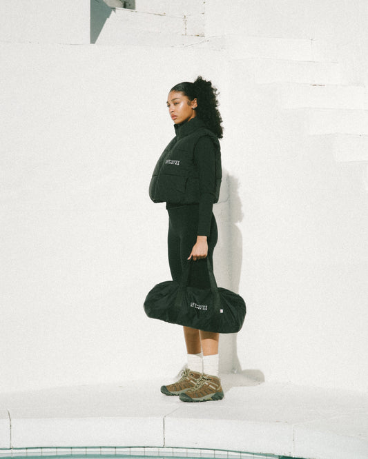 OFF-DUTY PUFFER VEST [CROPPED]