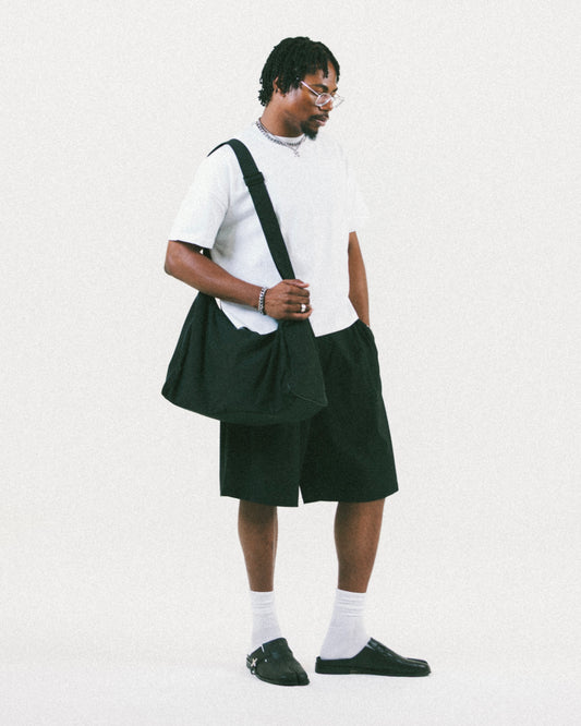 WEIGHTLESS PLEATED SHORT [LONGLINE]